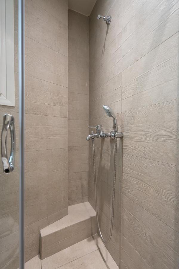 Classy Apartment In Koukaki, Walk To Metro & Acropolis Афины Экстерьер фото