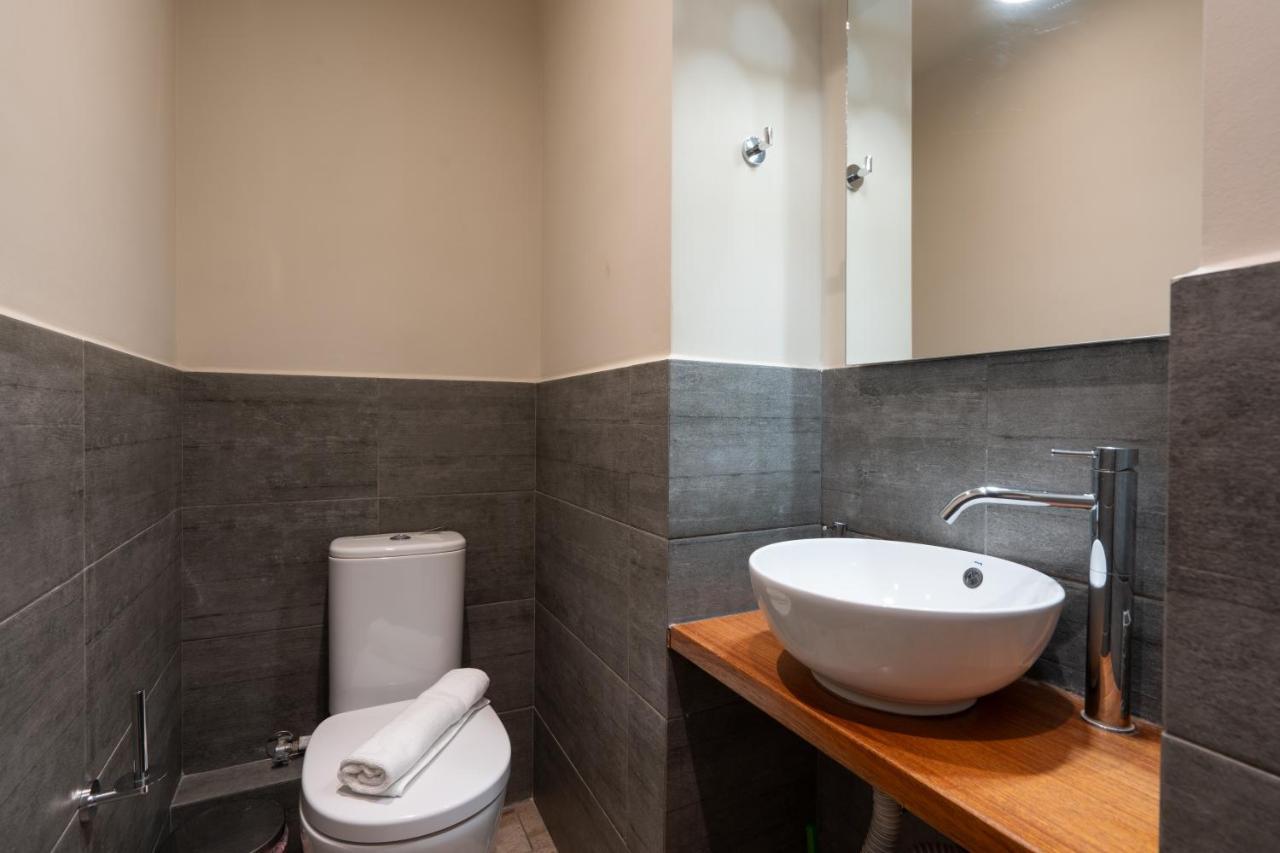 Classy Apartment In Koukaki, Walk To Metro & Acropolis Афины Экстерьер фото